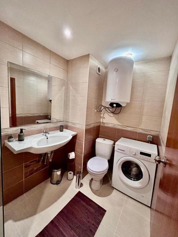 Bnp Studio 1 Святые Константин и Елена Экстерьер фото